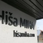 Apartment Hisa Miha Stunning Spacious House & Podkoren *