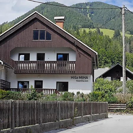 Hisa Miha Stunning Spacious House & Podkoren