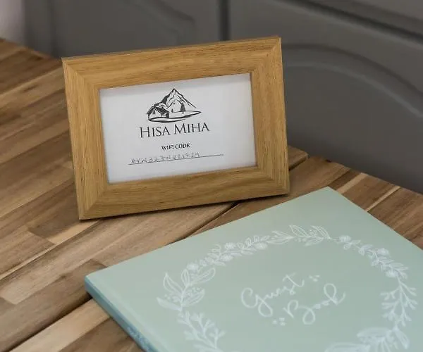 Hisa Miha Stunning Spacious House & Podkoren Apartmán Kranjska Gora