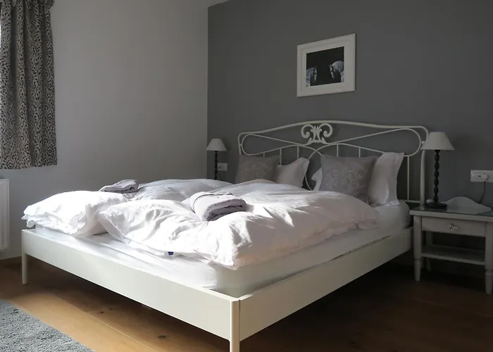 Apartment Hisa Miha Stunning Spacious House & Podkoren